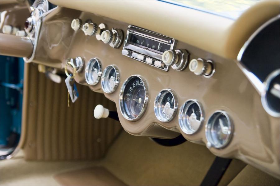 Chevrolet Corvette Bubbletop Roadster 1954 года  (фото 4 из 24)